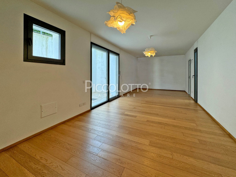 Rif. V5149 B2 - Castelfranco Veneto, in tranquillo e prestigioso contesto a Borgo Treviso, appart...