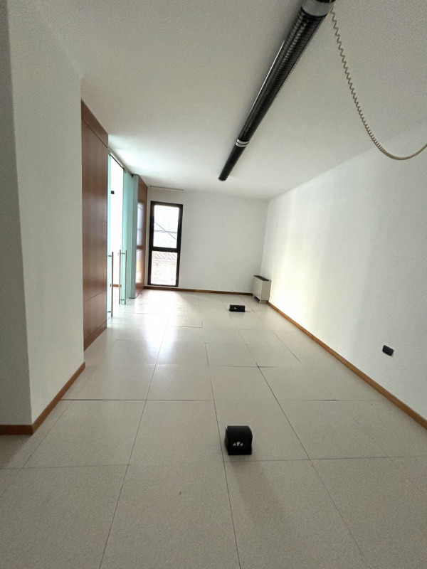 Padova 2000 Nicoletta Dardilli di Ad Casa Padova agenzia immobiliare propone in vendita per in ve...