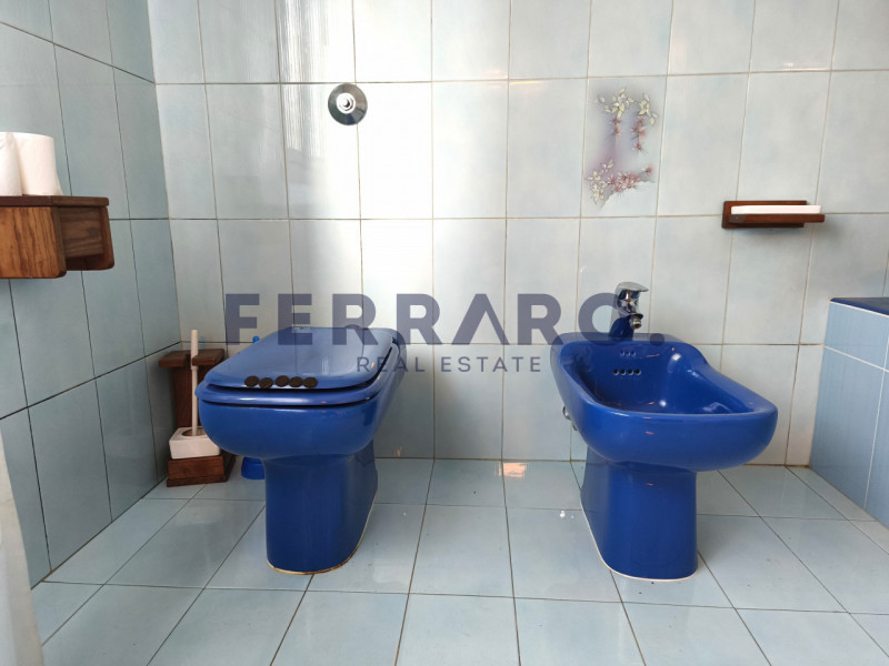 Proponiamo casa singola terratetto in vendita a Dosson di Casier, codice SV3.
Con una superficie ...