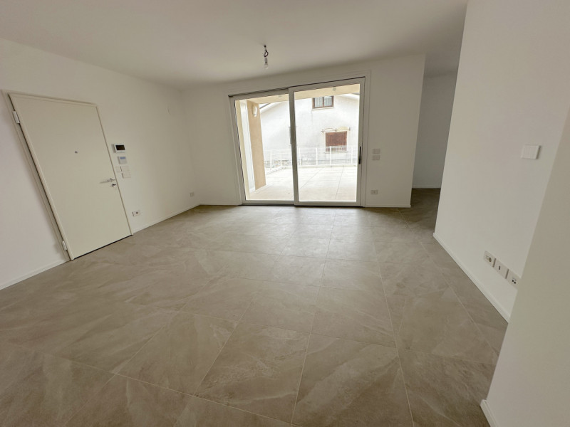 (Per INFO Roberto 3453195338) NOSTRA ESCLUSIVA - A Montebelluna, in una delle più rinomate zone d...