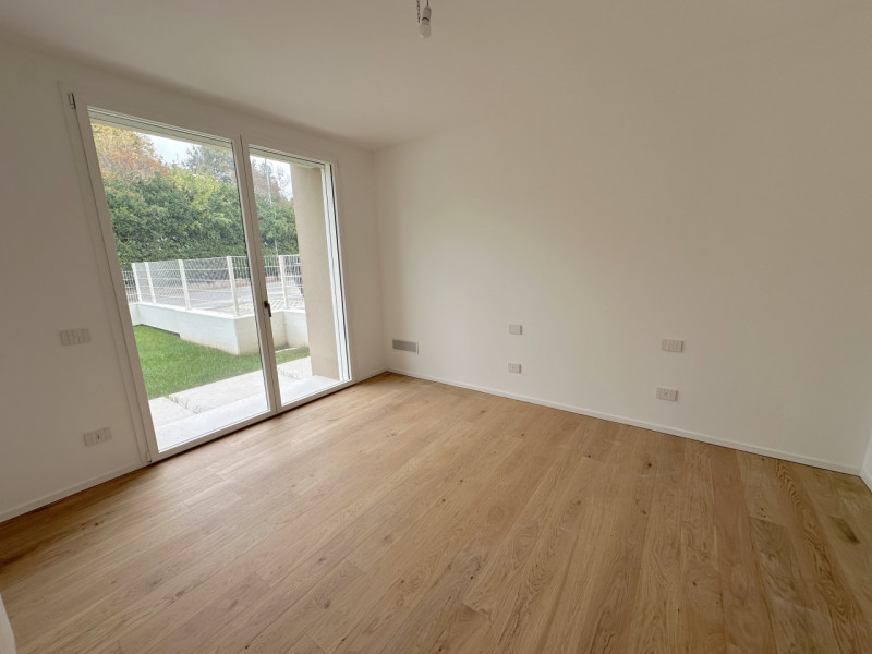 (Per INFO Roberto 3453195338) NOSTRA ESCLUSIVA - A Montebelluna, in una delle più rinomate zone d...