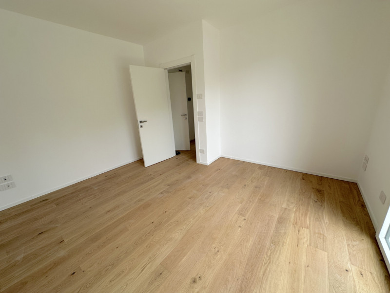 (Per INFO Roberto 3453195338) NOSTRA ESCLUSIVA - A Montebelluna, in una delle più rinomate zone d...