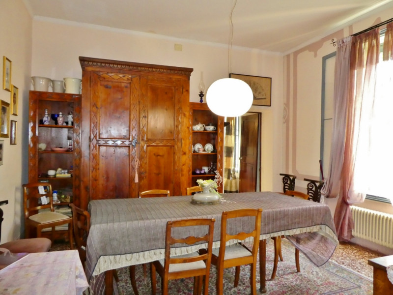 APPARTAMENTO IN VILLA SEICENTESCA CON PARCO A COSTOZZA DI LONGARE - PIU' DEPENDANCE PER I RITROVI...