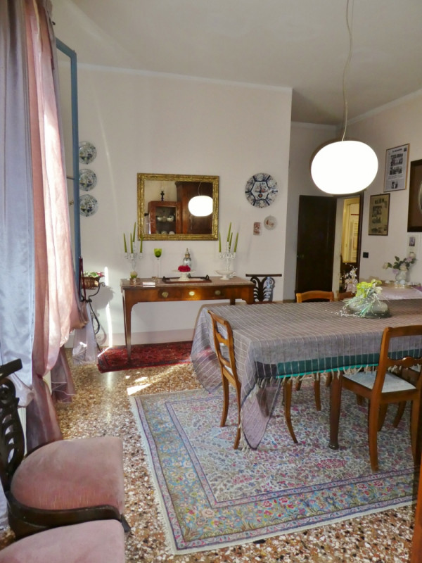 APPARTAMENTO IN VILLA SEICENTESCA CON PARCO A COSTOZZA DI LONGARE - PIU' DEPENDANCE PER I RITROVI...