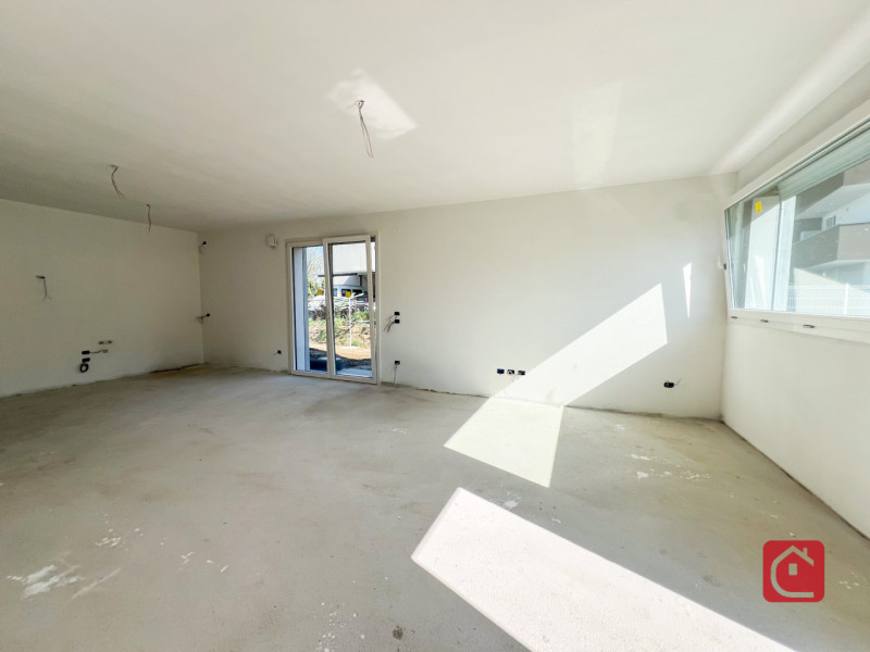 A Sant’Angelo di Piove, in nuovo quartiere residenziale ricco di parcheggi e verde pubblico, a po...