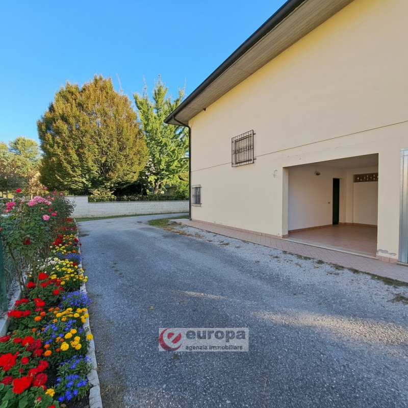 Per info & visite telefonare al delegato Giampaolo n. 335 5489 422 .
ANCONETTA (VICENZA), posizio...