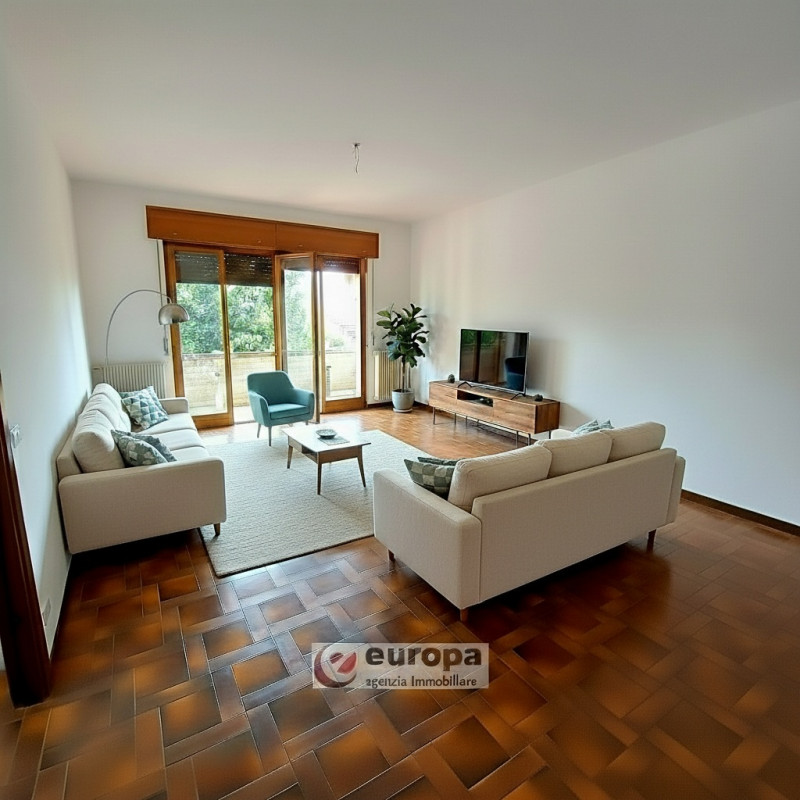 Per info & visite telefonare al delegato Giampaolo n.335 5489 4222
VICENZA, posizione interna a v...