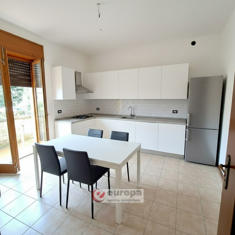 Per info & visite telefonare al delegato Giampaolo n.335 5489 4222
VICENZA, posizione interna a v...