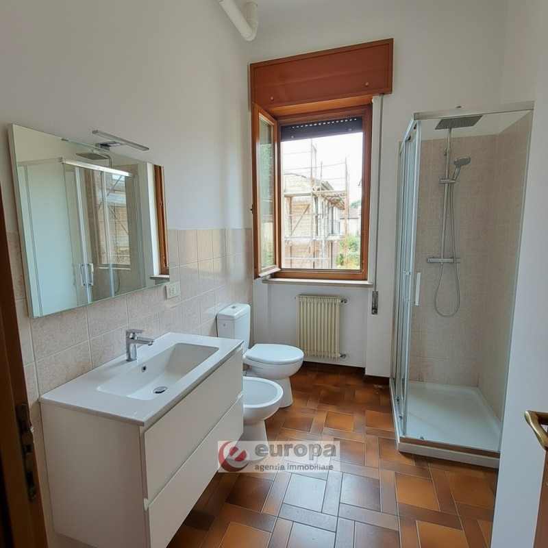 Per info & visite telefonare al delegato Giampaolo n.335 5489 4222
VICENZA, posizione interna a v...