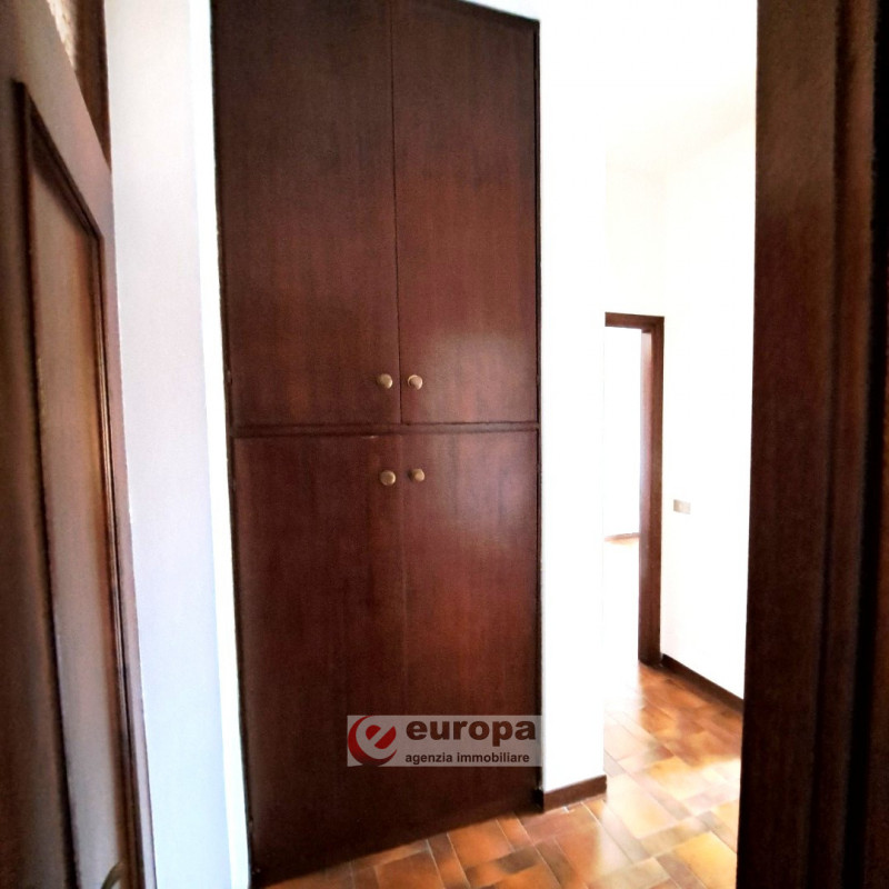 Per info & visite telefonare al delegato Giampaolo n.335 5489 4222
VICENZA, posizione interna a v...