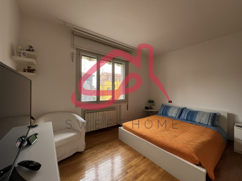 Padova (Mortise): al primo ed ultimo piano di bifamiliare in orizzontale, appartamento parzialmen...