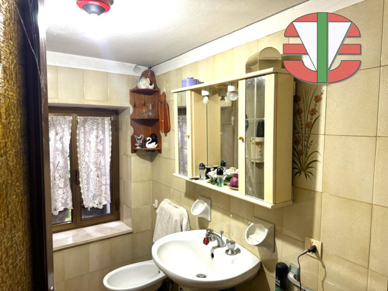 Scoprite questa affascinante bifamiliare situata nel comune di Lusiana Conco, precisamente nella ...