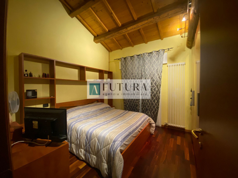 Scopri questo incantevole appartamento bilocale di recentissima costruzione, situato nella tranqu...