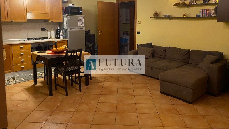 Scopri questo incantevole appartamento bilocale di recentissima costruzione, situato nella tranqu...