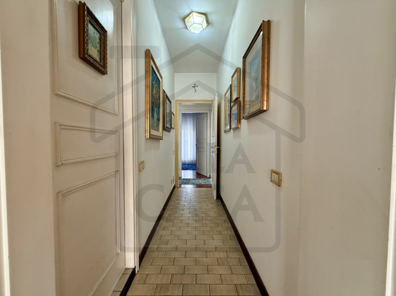 ABANO TERME – Nel cuore più esclusivo della città, con affaccio diretto sulla rinomata Piazza Sac...