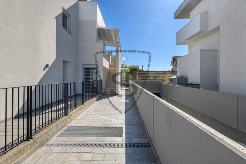 Stai cercando un appartamento moderno, indipendente e comodo ai servizi?
A Zanè ti presentiamo un...