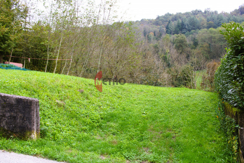 Scopri un'opportunità unica per costruire la tua casa dei sogni nel cuore di Valdagno! 

Proponia...