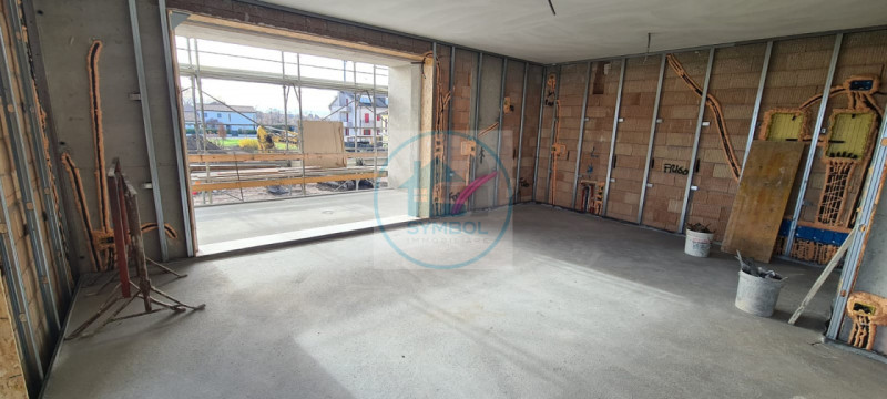 In posizione centrale a Trebaseleghe, all’interno di una palazzina moderna ed elegante composta d...