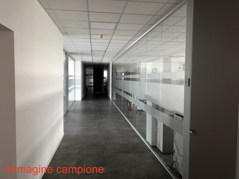 Rif. 1411 - B – ANTONIO – Per informazioni: 338.4892021
EUROMEDIA propone in locazione un immobil...