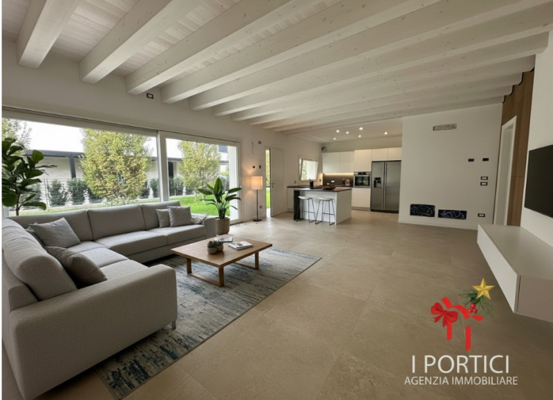 MOGLIANO VENETO – NUOVA BIFAMILIARE CLASSE A4 CON GIARDINO PRIVATO

Ciao, sono una porzione di bi...