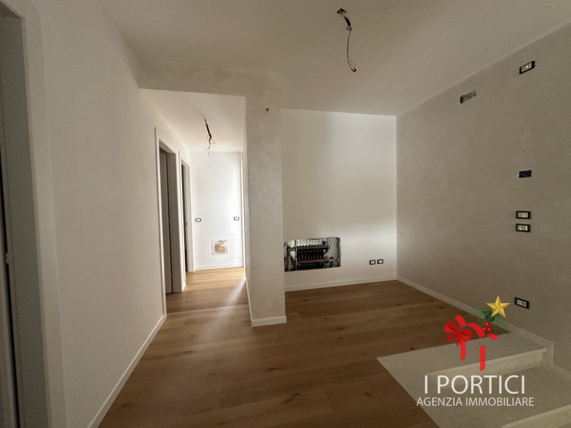 MOGLIANO VENETO – NUOVA BIFAMILIARE CLASSE A4 CON GIARDINO PRIVATO

Ciao, sono una porzione di bi...