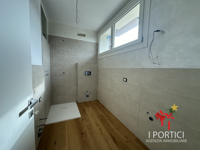 MOGLIANO VENETO – NUOVA BIFAMILIARE CLASSE A4 CON GIARDINO PRIVATO

Ciao, sono una porzione di bi...