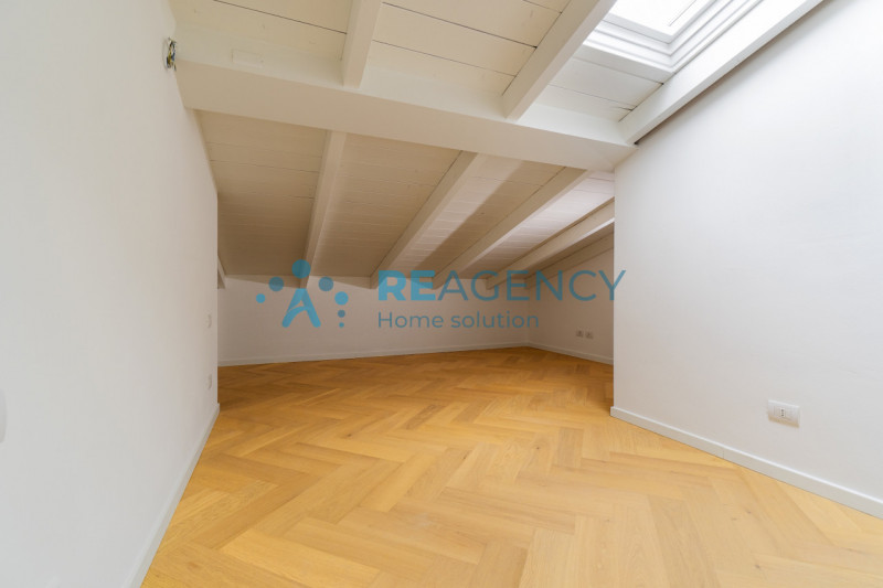 STAI CERCANDO UN QUADRILOCALE IN CENTRO STORICO A PISTOIA?

ECCO L’OCCASIONE CHE ASPETTAVI!!!

PI...