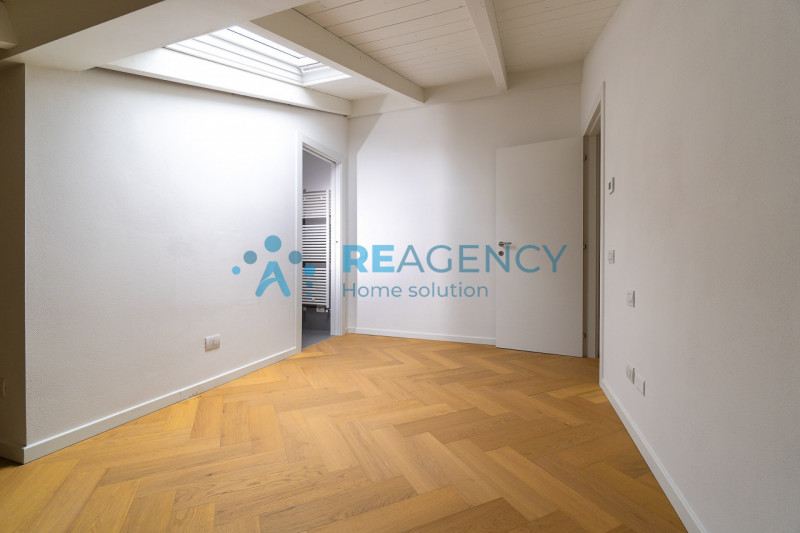 STAI CERCANDO UN QUADRILOCALE IN CENTRO STORICO A PISTOIA?

ECCO L’OCCASIONE CHE ASPETTAVI!!!

PI...