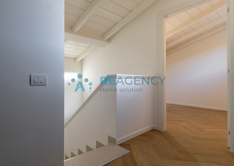 STAI CERCANDO UN ATTICO TRILOCALE IN CENTRO STORICO A PISTOIA?

ECCO L’OCCASIONE CHE ASPETTAVI!!!...