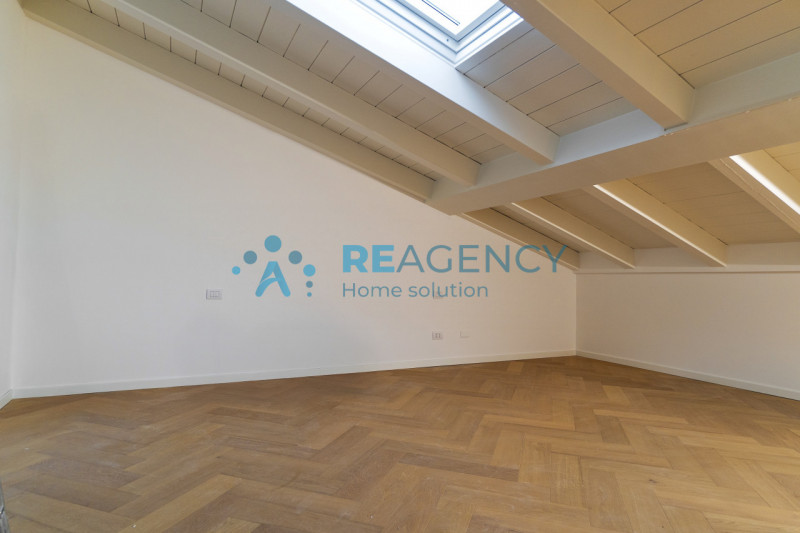 STAI CERCANDO UN ATTICO TRILOCALE IN CENTRO STORICO A PISTOIA?

ECCO L’OCCASIONE CHE ASPETTAVI!!!...