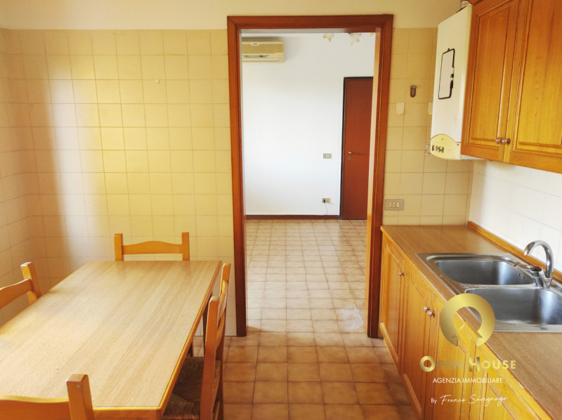 OPEN HOUSE by Franco Savegnago propone in locazione, ad AZIENDE, Militari o persone ALTAMENTE ref...