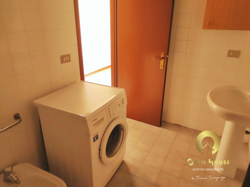 OPEN HOUSE by Franco Savegnago propone in locazione appartamento parz.arredato posto al 3° Piano ...