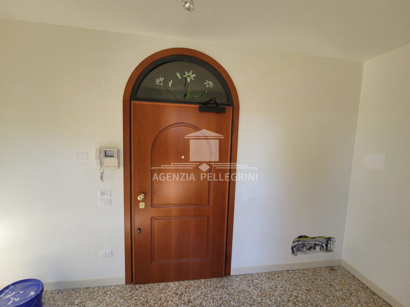 VICENZA, in zona centralissima  a 10  minuti a piedi  dal centro storico proponiamo  signorile  t...