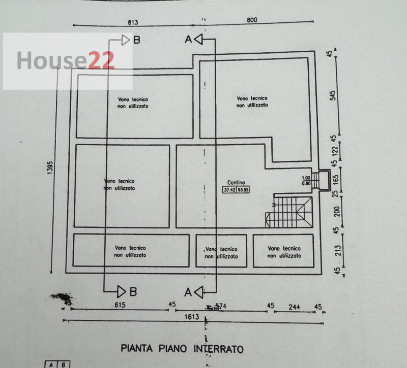 BOLZANO VICENTINO - VICENZA (Via Generale Rossi n.48). In centro al paese, comoda a tutti i servi...