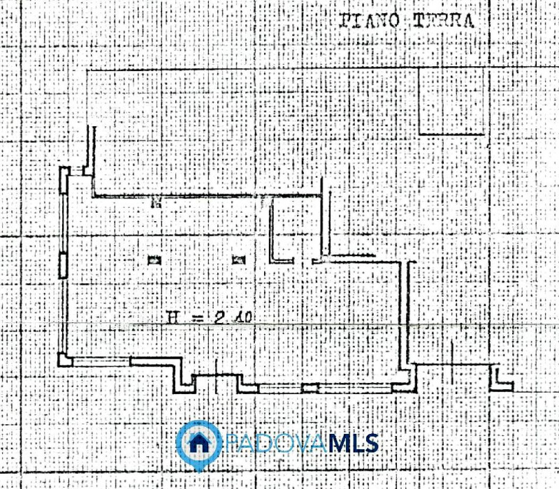 Immobile in esclusiva al Gruppo Padova MLS

Questo magazzino luminoso e spazioso si trova nel cuo...