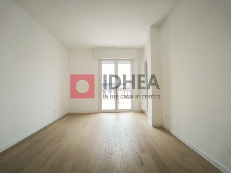 "Riferimento UT1"

TREVISO-FUORI MURA.

ZONA VIALE LUZZATI. In posizione comoda ad ogni servizio,...