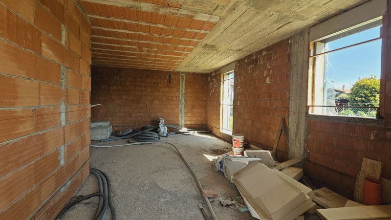 ARZ270 - A pochi passi dal centro del paese di Arzergrande, in una zona tranquilla e ben servita,...