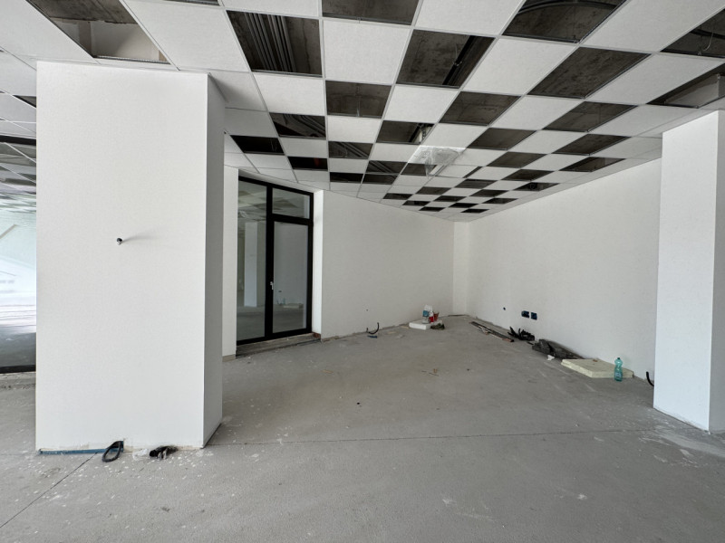 Rif.BA221 A-N2 (per info 393 9878704 Daniel)

Scopri il negozio A-N2, un'opportunità unica per es...