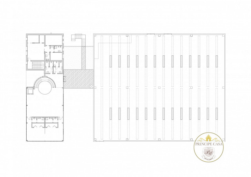 Rif. HKT001 - Capannone di 1700 mq ad uso produttivo e commerciale  con annessi uffici  amministr...