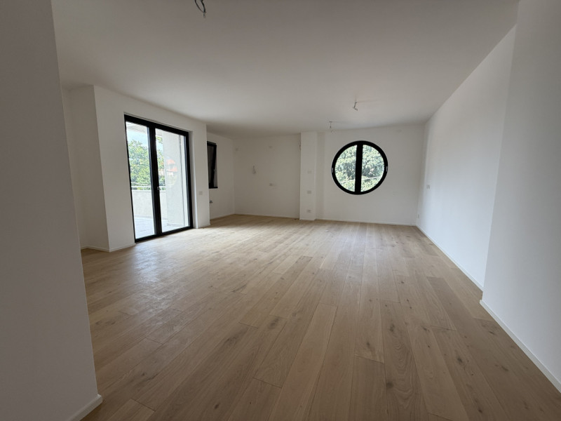 Rif. BA221-A6 – Info m./WhatsApp +39 393 9878704 Daniel

Scopri una delle ultime opportunità abit...