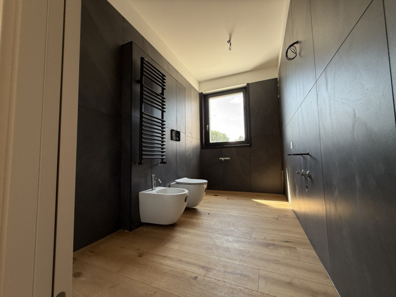 Rif. BA221-A12 – Info m./WhatsApp +39 393 9878704 Daniel

Scopri una delle ultime opportunità abi...