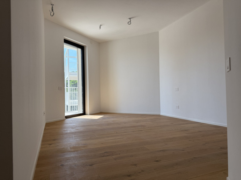 Rif. BA221-A12 – Info m./WhatsApp +39 393 9878704 Daniel

Scopri una delle ultime opportunità abi...