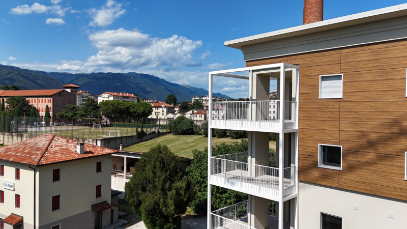 Rif. BA221-A15 – Info m./WhatsApp +39 393 9878704 Daniel

Se stai cercando una casa nuova, spazio...
