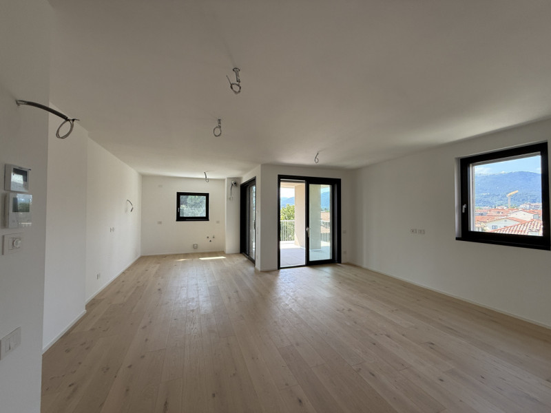 Rif. BA221-A15 – Info m./WhatsApp +39 393 9878704 Daniel

Se stai cercando una casa nuova, spazio...