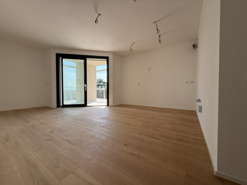 Rif. BA221-A17 – Info m./WhatsApp +39 393 9878704 Daniel

Se stai cercando una casa nuova, elegan...