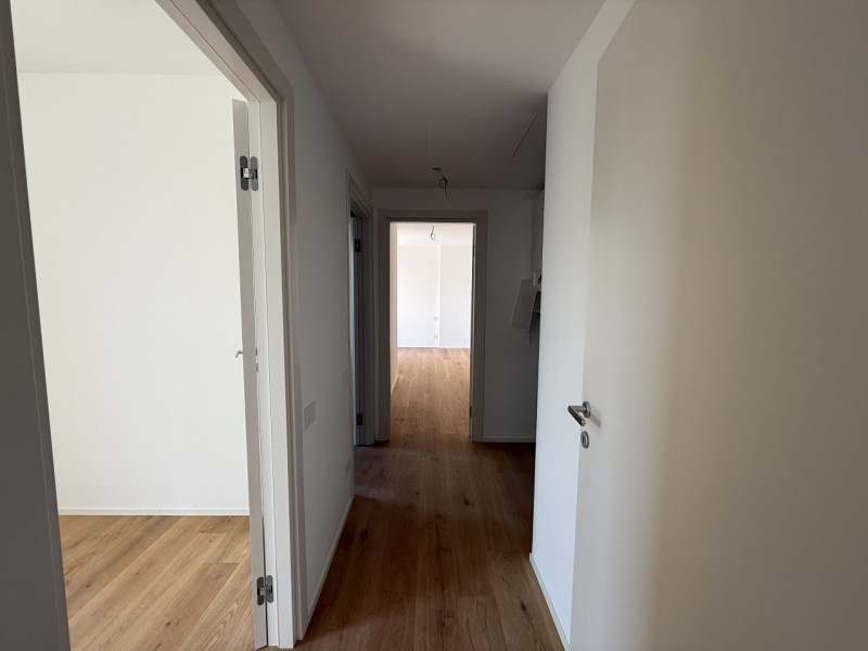 Rif. BA221-A17 – Info m./WhatsApp +39 393 9878704 Daniel

Se stai cercando una casa nuova, elegan...