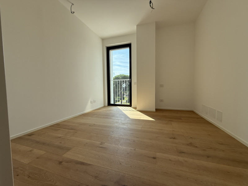 Rif. BA221-A17 – Info m./WhatsApp +39 393 9878704 Daniel

Se stai cercando una casa nuova, elegan...