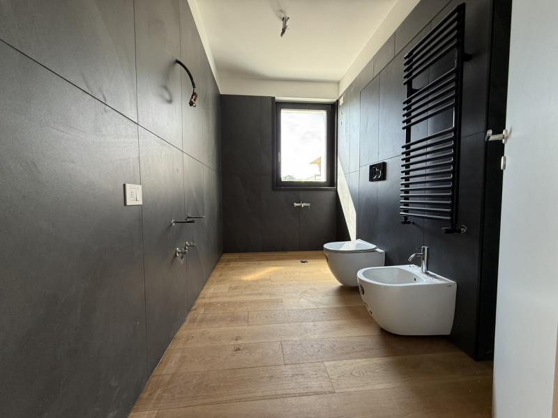 Rif. BA221-A17 – Info m./WhatsApp +39 393 9878704 Daniel

Se stai cercando una casa nuova, elegan...