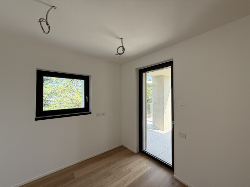 Rif. BA221-A18 – Info m./WhatsApp +39 393 9878704 Daniel

Se stai cercando una casa nuova, lumino...