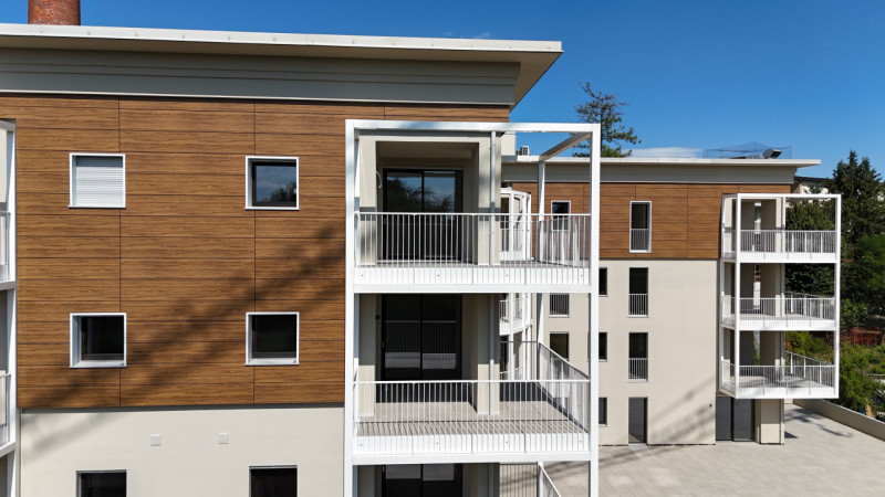 Rif. BA221-A21 – Info m./WhatsApp +39 393 9878704 Daniel

Se stai cercando una casa nuova, lumino...